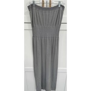 Lark + Grey Clothing, Shoes & Accessories for Women on Sale up to 90% Off:  Poshmark